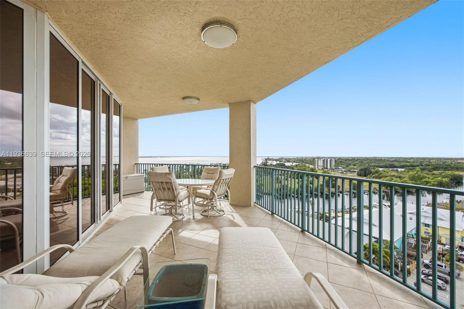 NORTH STAR YACHT CLUB - Residential