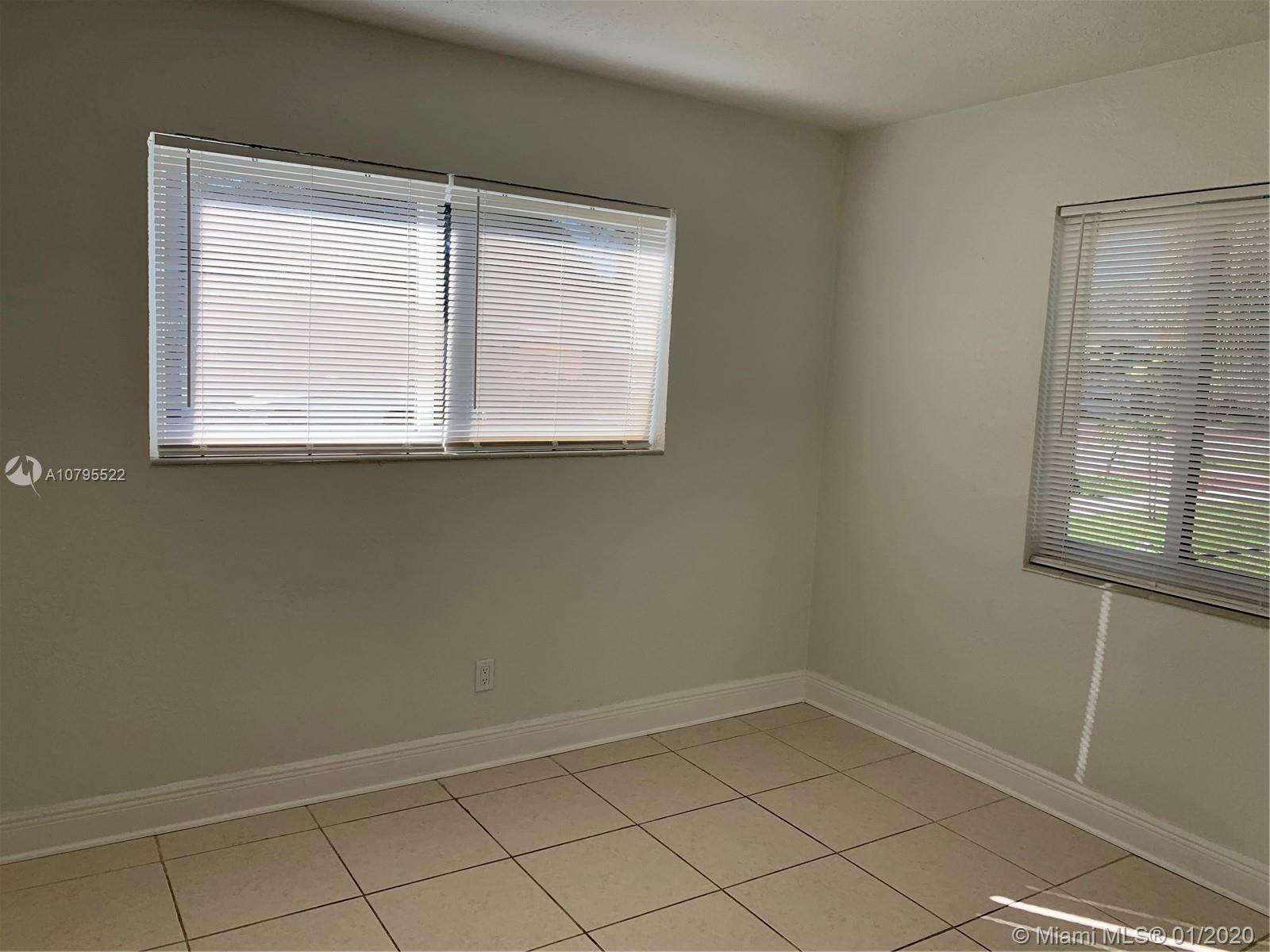 IRONS MANOR 2ND ADDN - Residential Lease