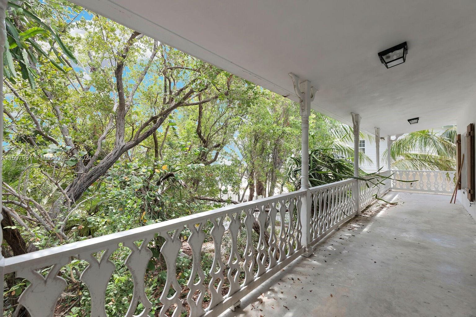 Tavernier Heights - Residential