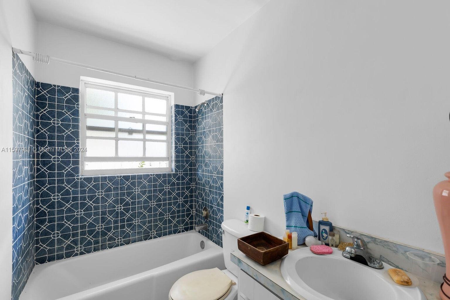 Tavernier Heights - Residential