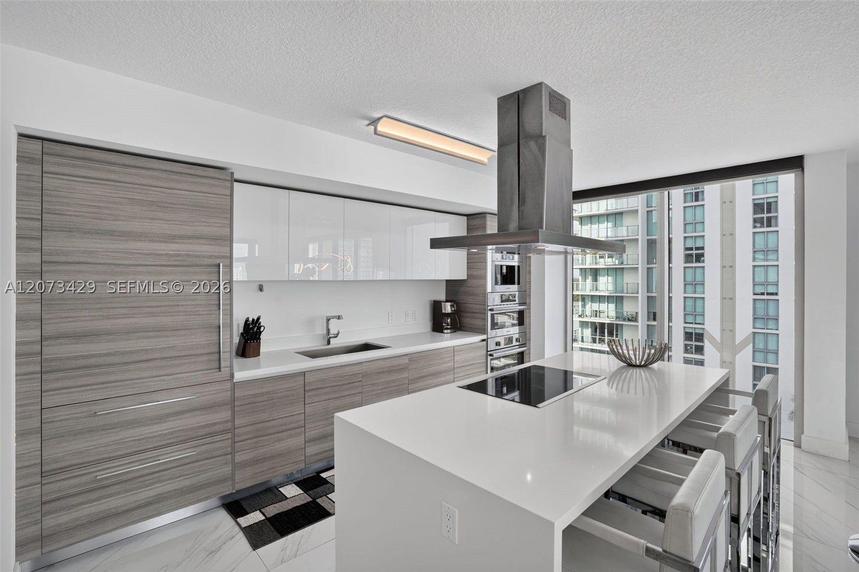 300 Sunny Isles Blvd 4-1007