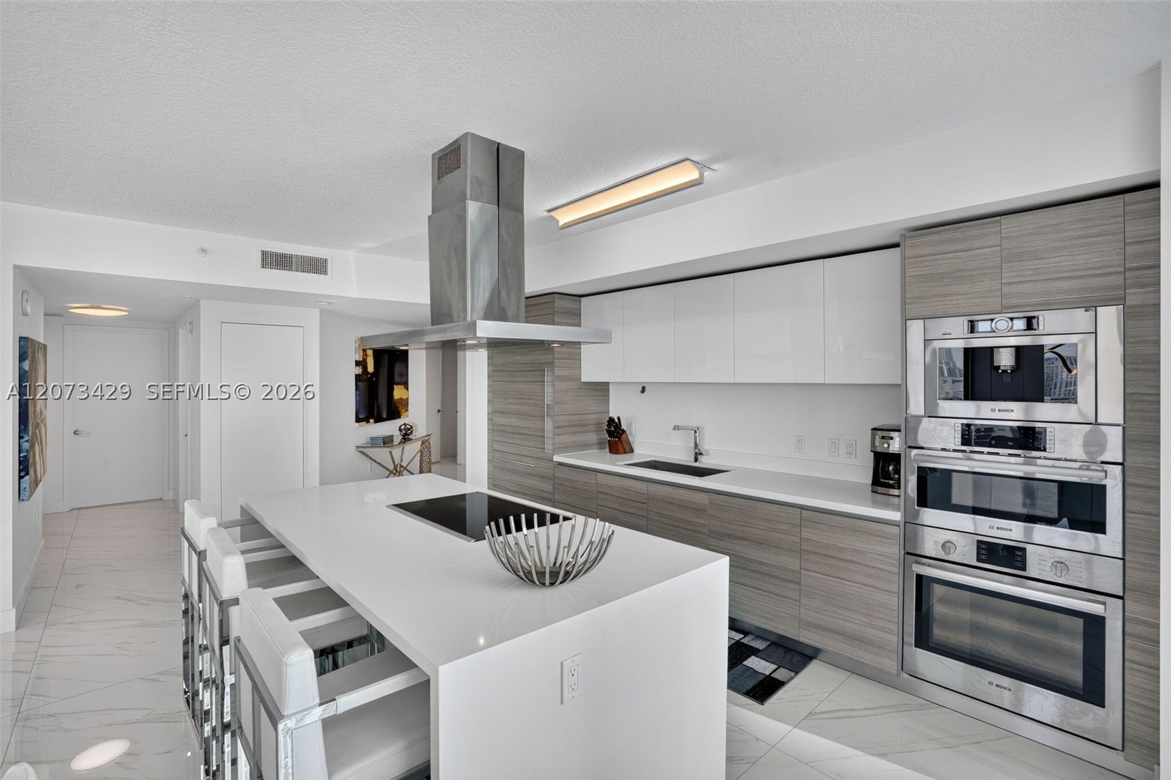 300 Sunny Isles Blvd 4-1007