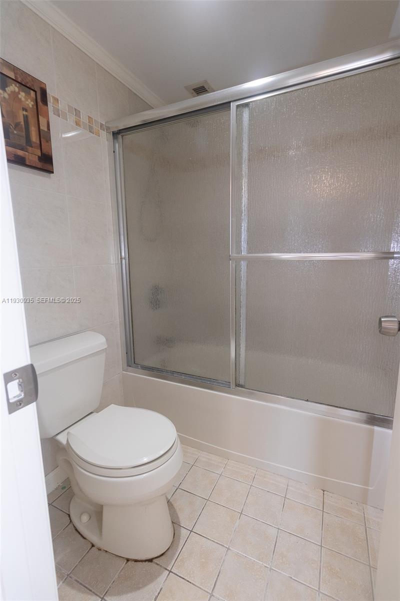 STRATFORD HOUSE CONDO - Residential