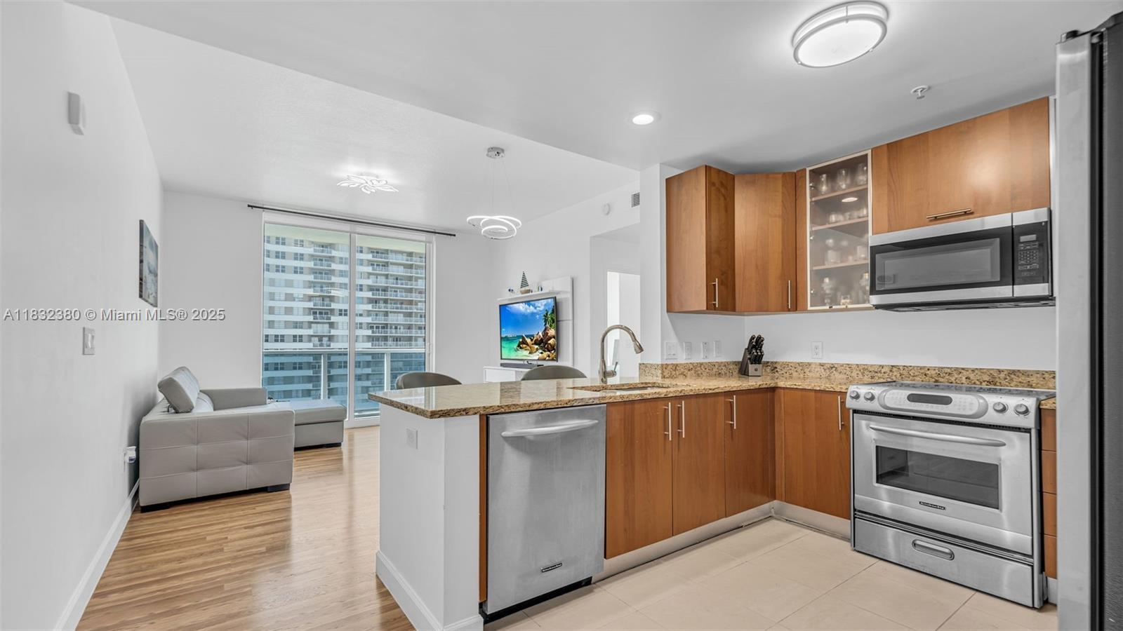 1945 S Ocean Dr 705