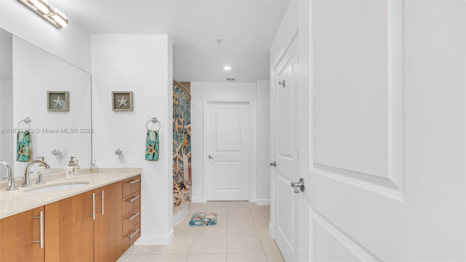 OCEAN MARINE YACHT CLUB C - Residential Lease