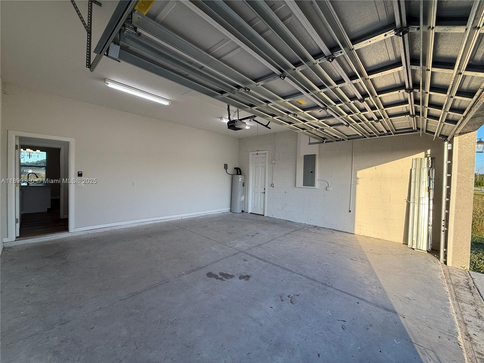 PORT LABELLE - Residential Lease