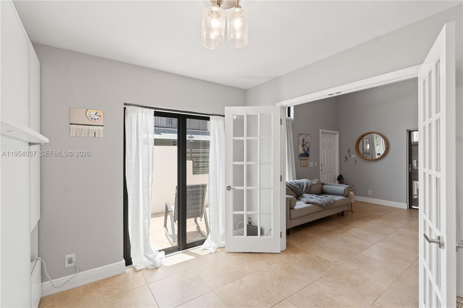 COSTAIN VILLAS HARBOR VIL - Residential