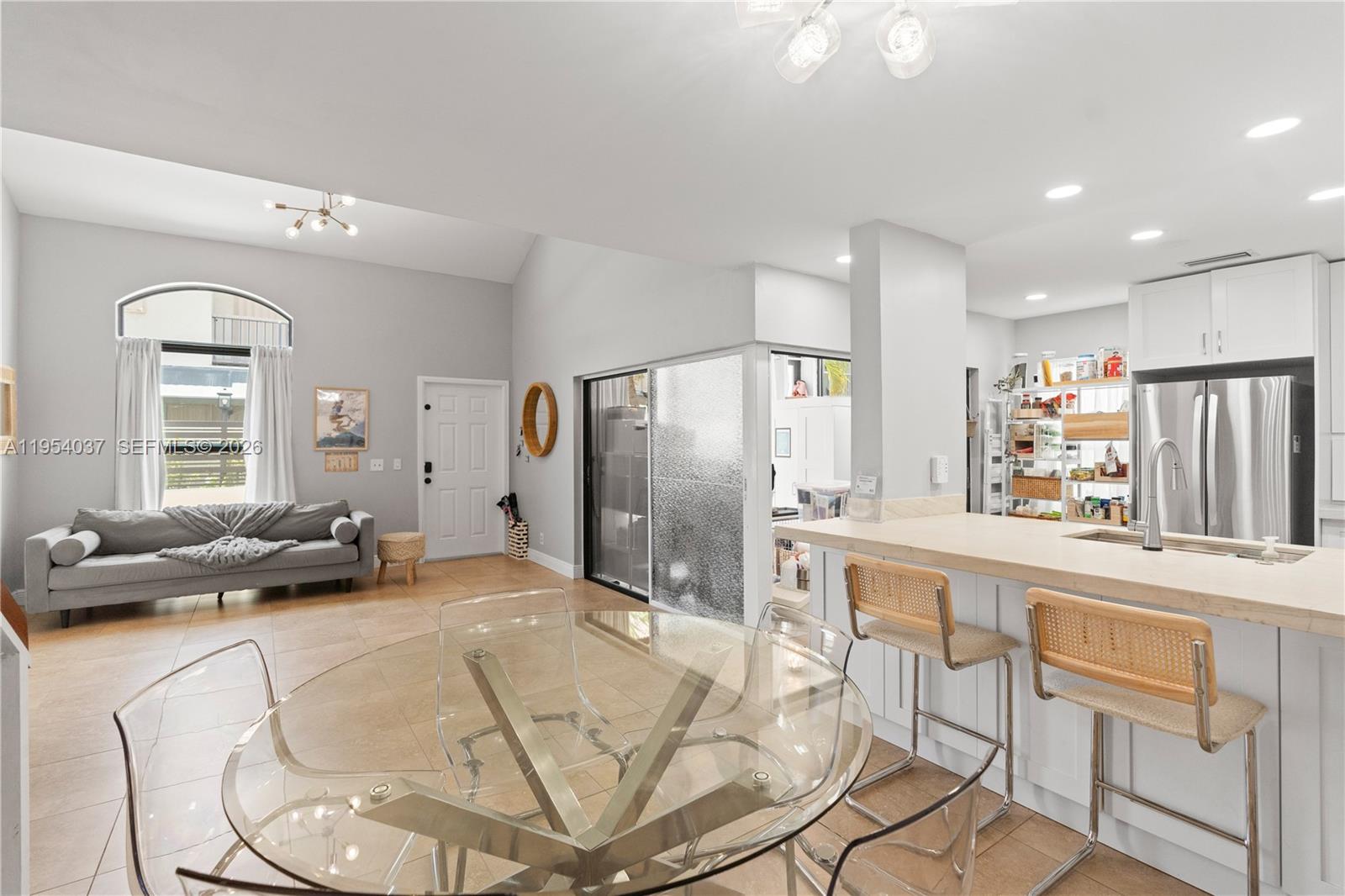 COSTAIN VILLAS HARBOR VIL - Residential