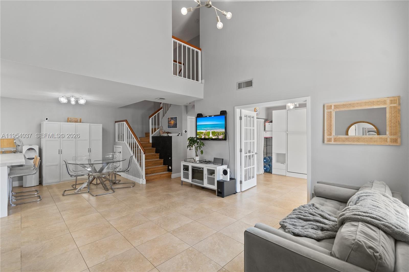 COSTAIN VILLAS HARBOR VIL - Residential