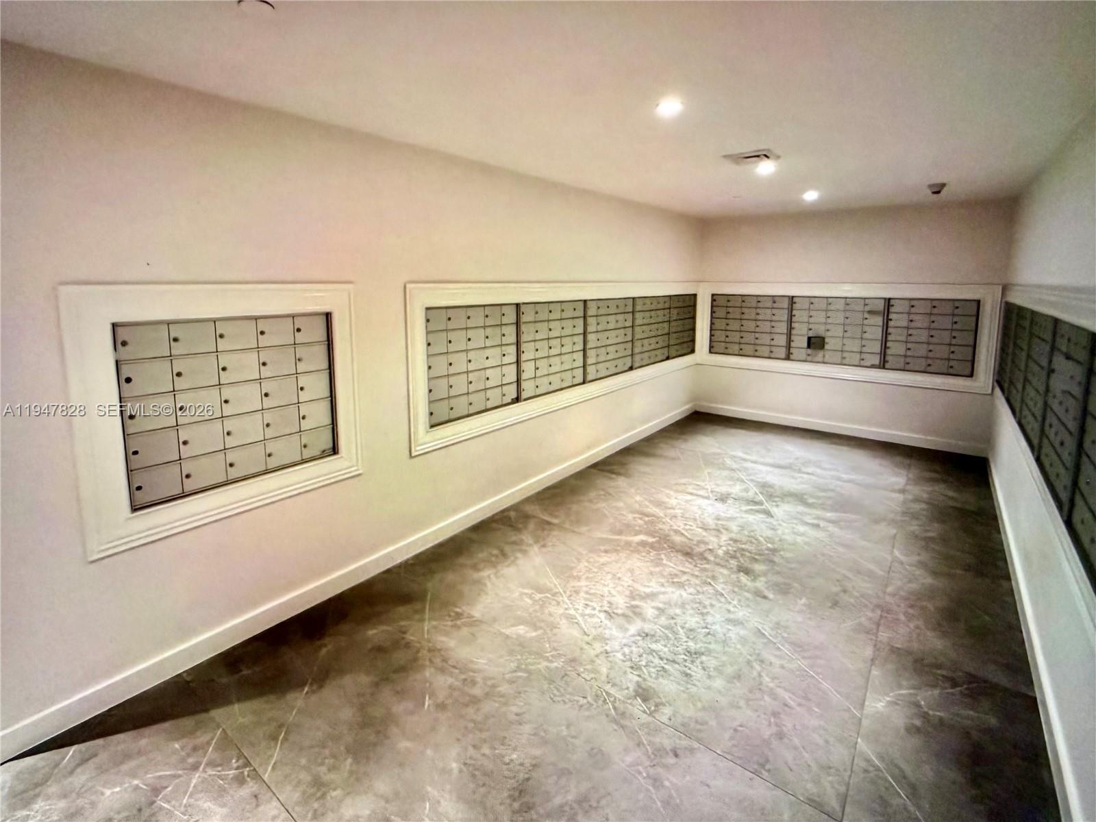 WIND CONDO - Residential