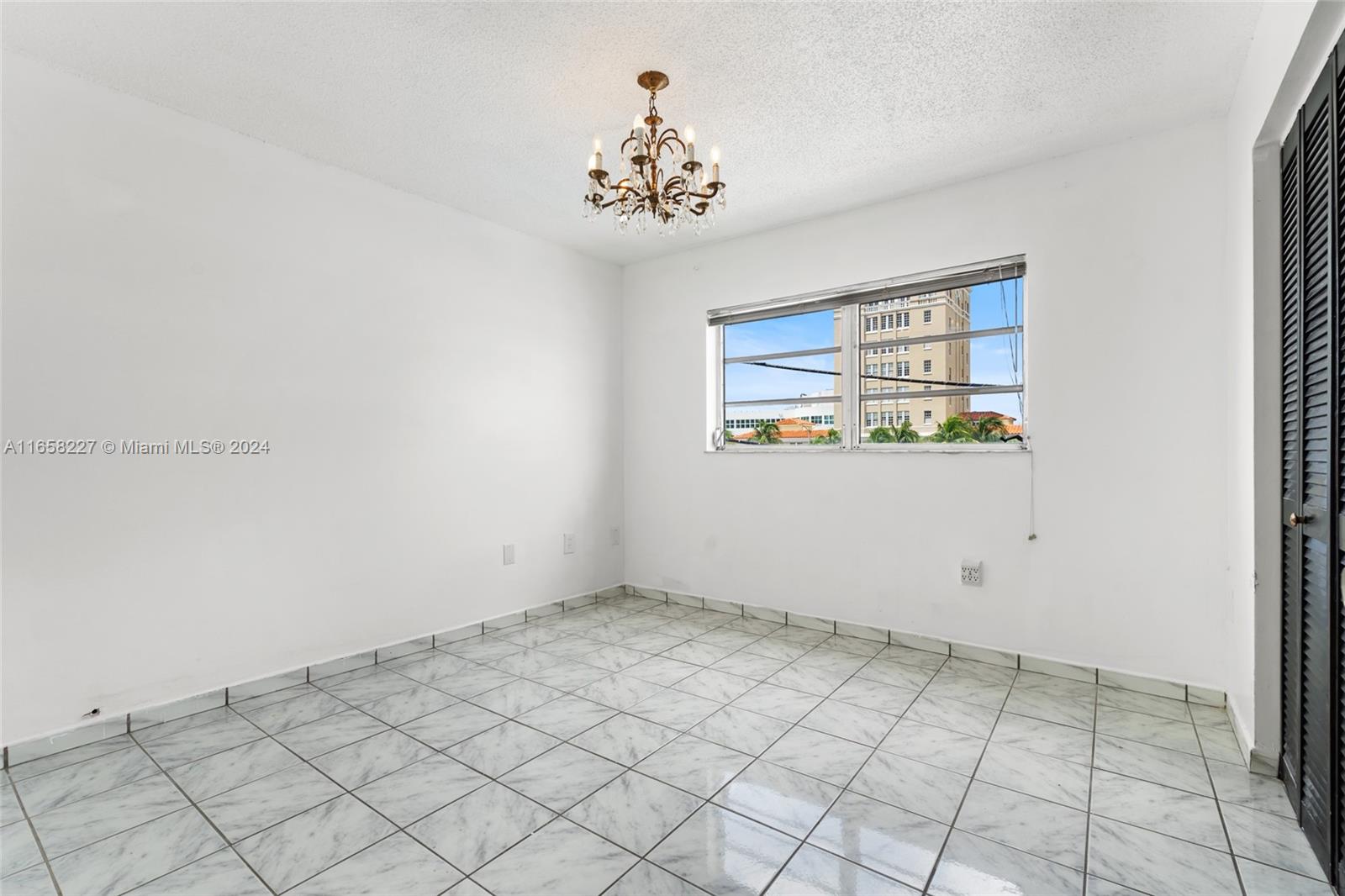 COLLINS VISTA CONDO - Residential