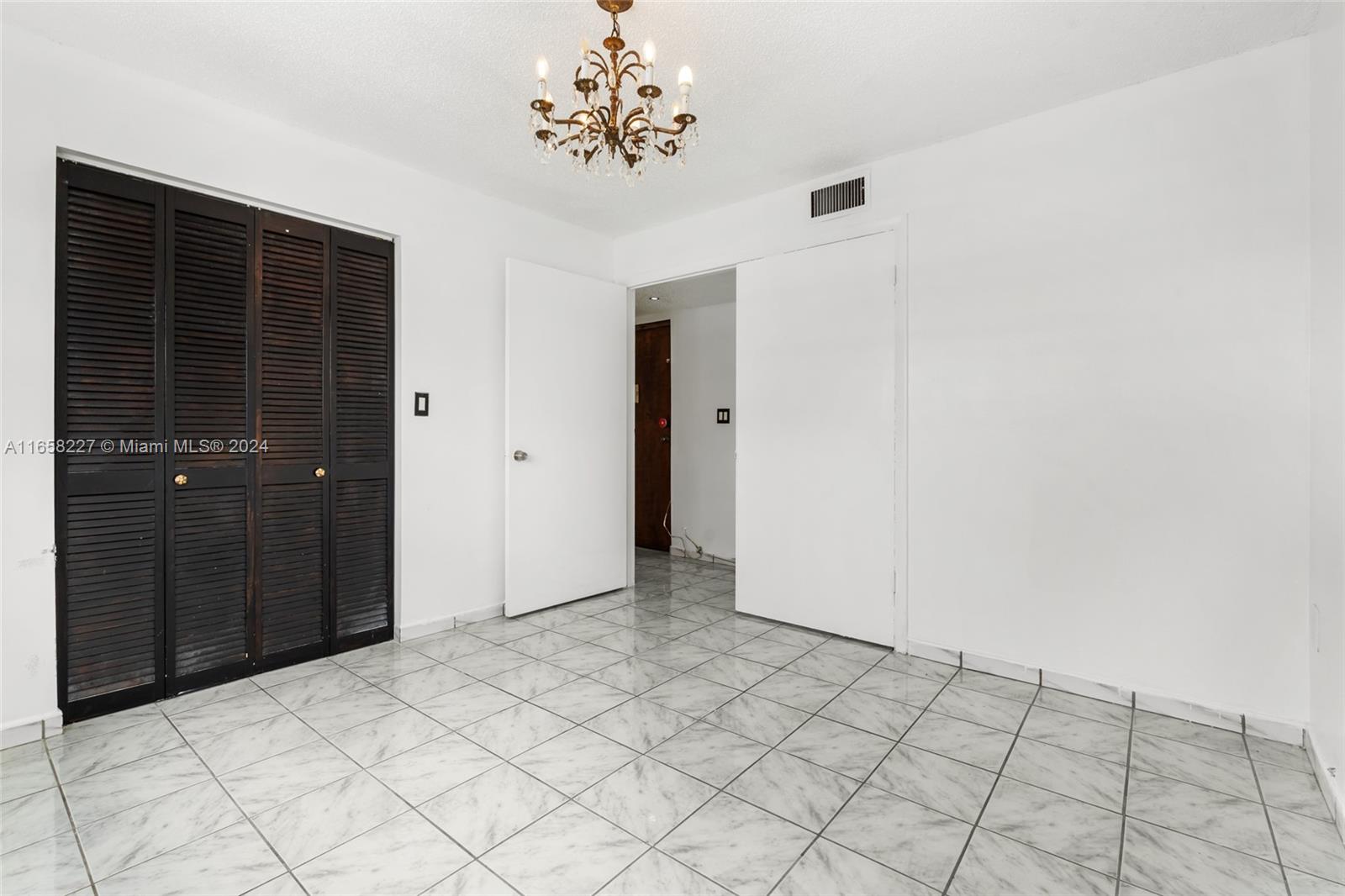 COLLINS VISTA CONDO - Residential