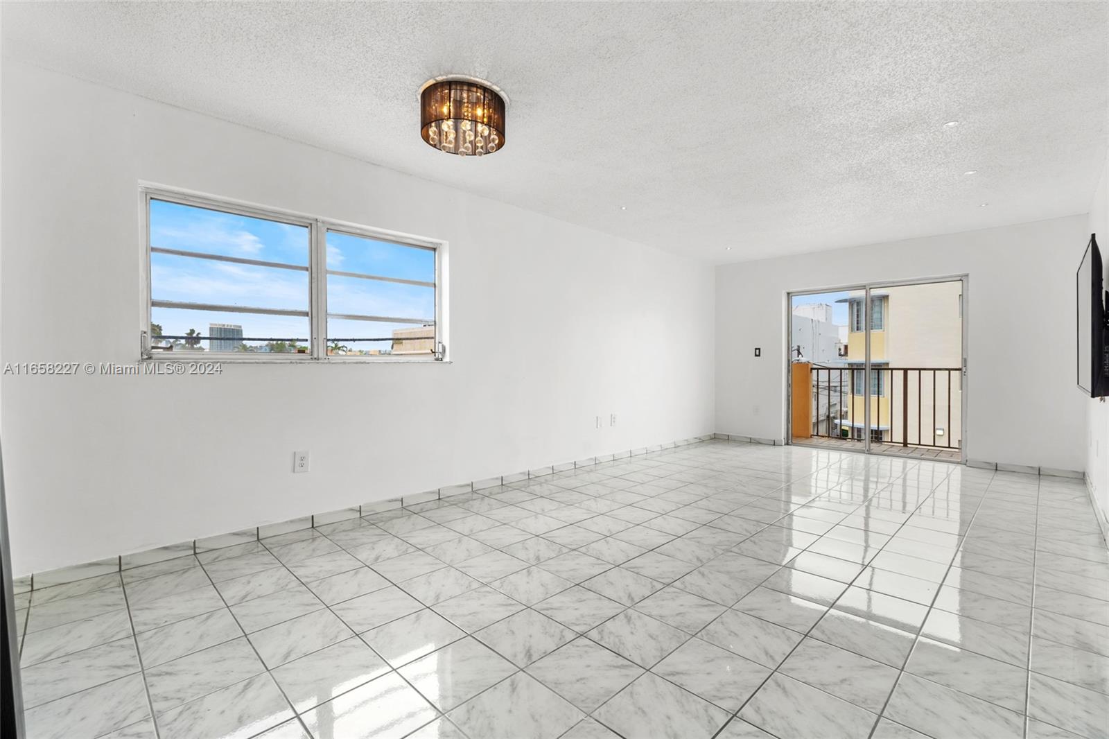 COLLINS VISTA CONDO - Residential