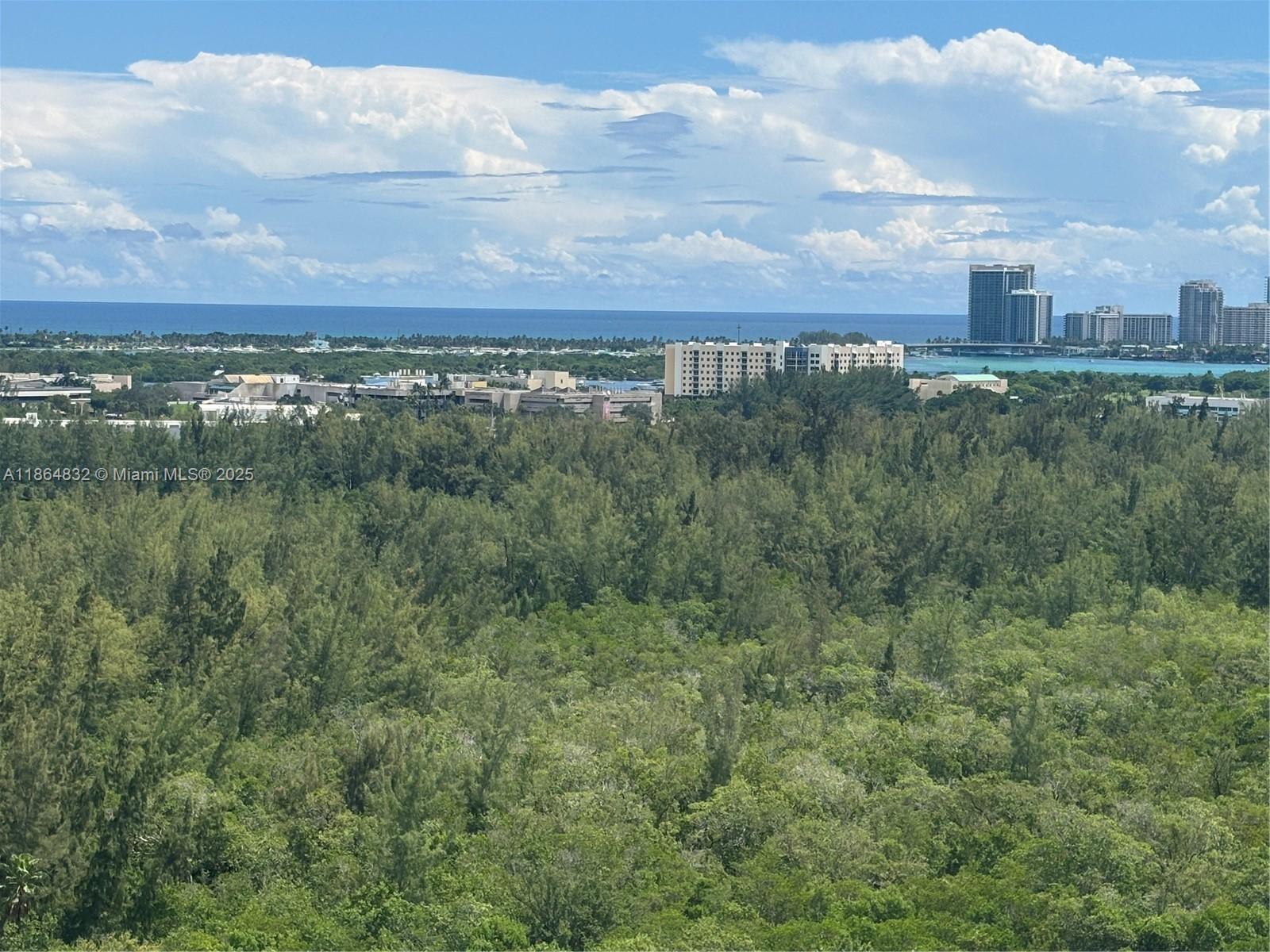 THE OAKS I CONDO - Residential