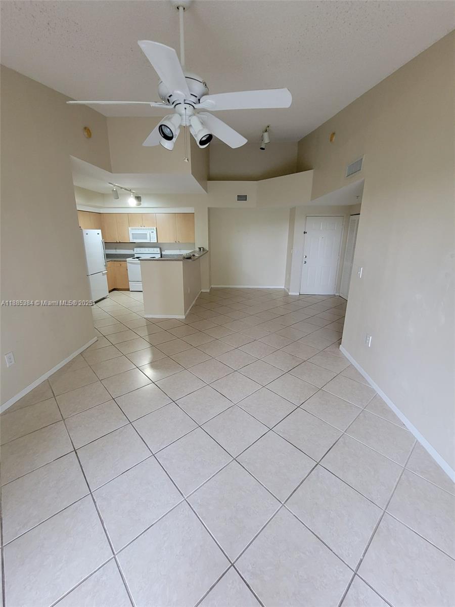 EL-AD NOB HILL CONDO - Residential Lease