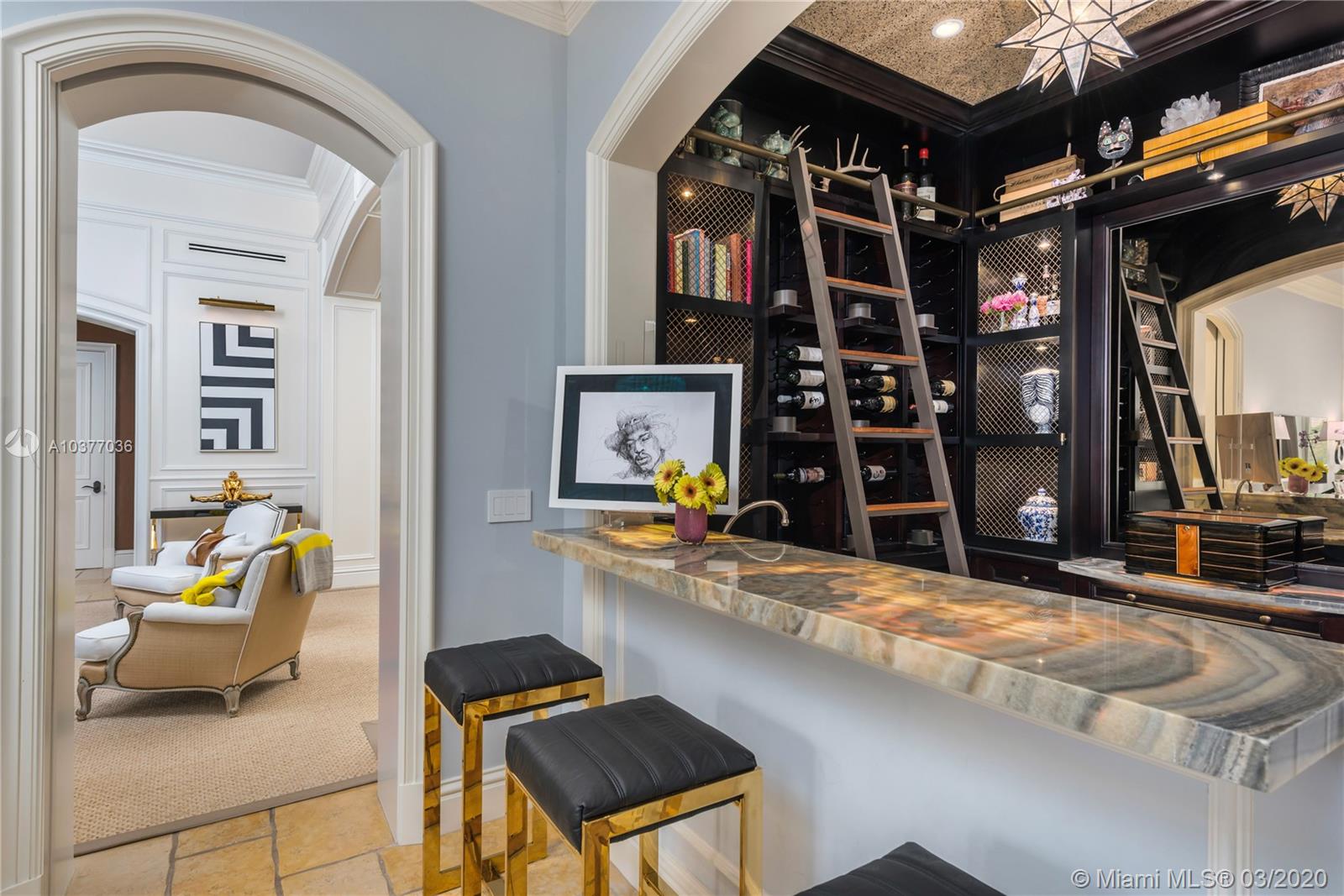 SUNSET ISLANDS-ISLAND NO - Residential