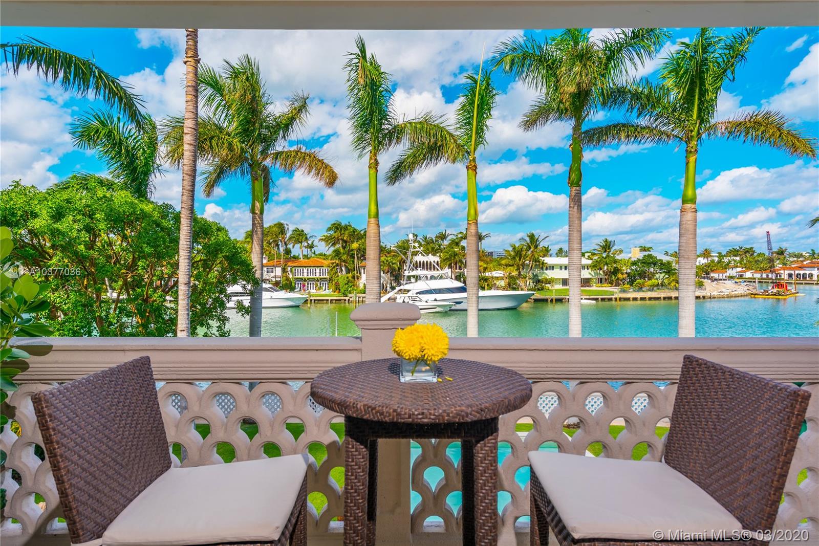 SUNSET ISLANDS-ISLAND NO - Residential