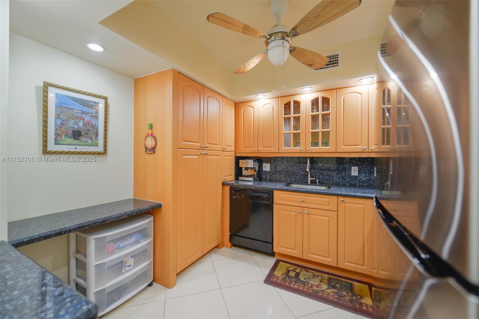 HEMISPHERES CONDO - Residential