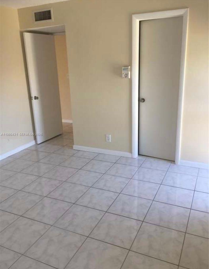 NEWPORT AT LAUDERHILL CON - Residential Lease