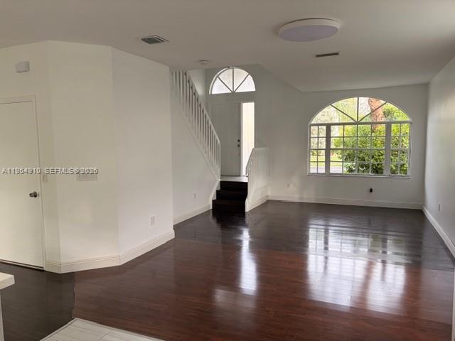 TOWNGATE - Residential