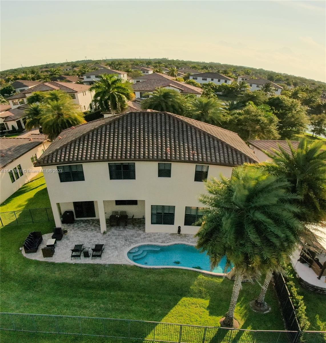 MONTERRA - Residential