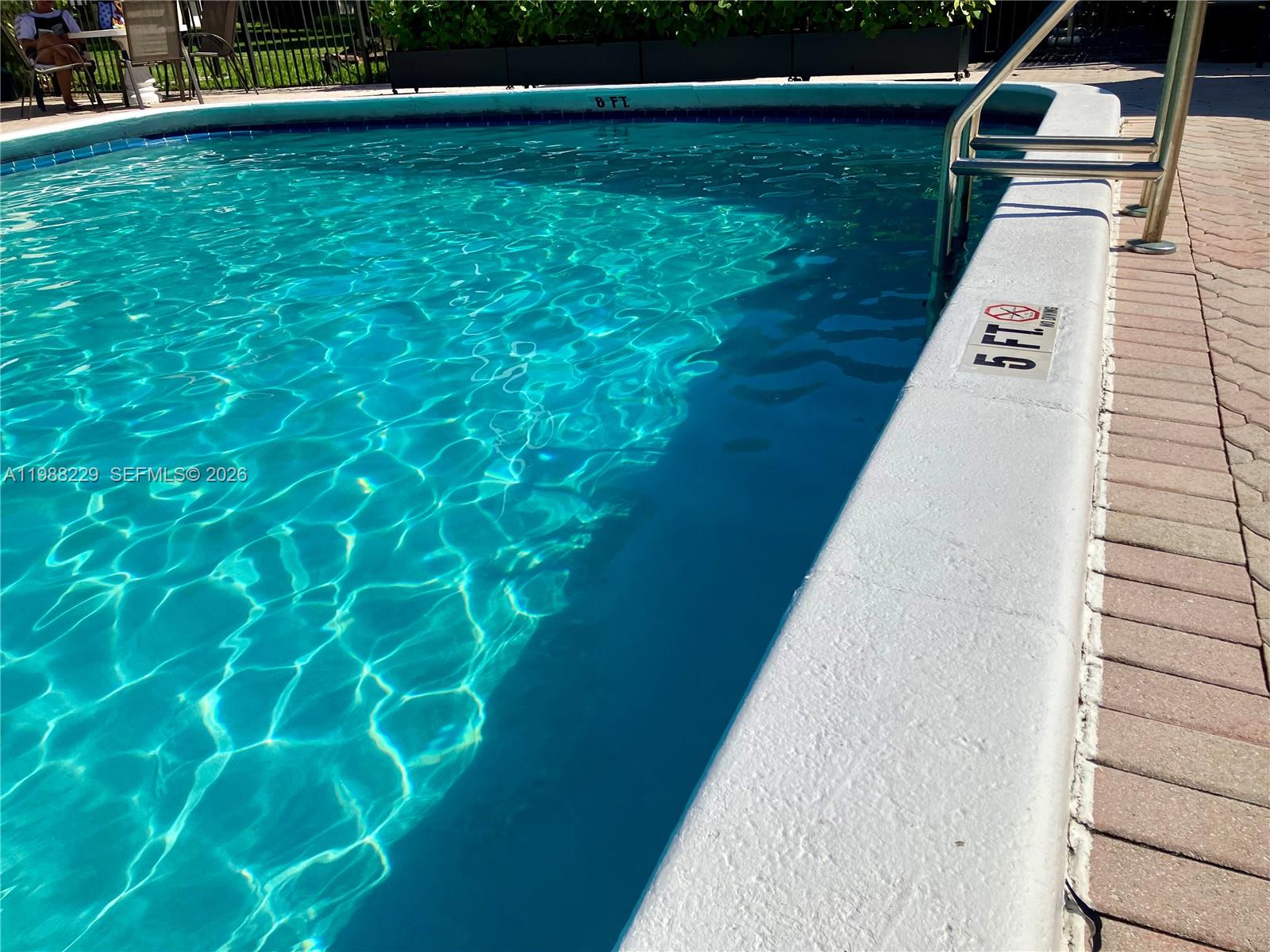 MEADOWS CONDO - Residential