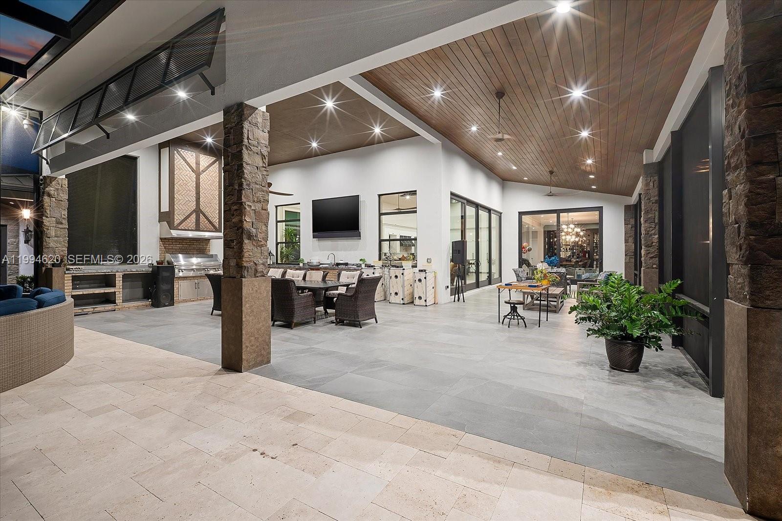 METES AND BOUNDS - Residential