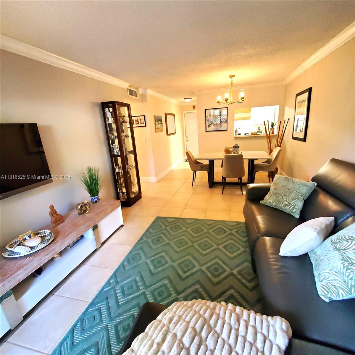 8600 Sw 109th Ave 4-107, Miami, Broward County, Florida - 2 Bedrooms  
2 Bathrooms - 