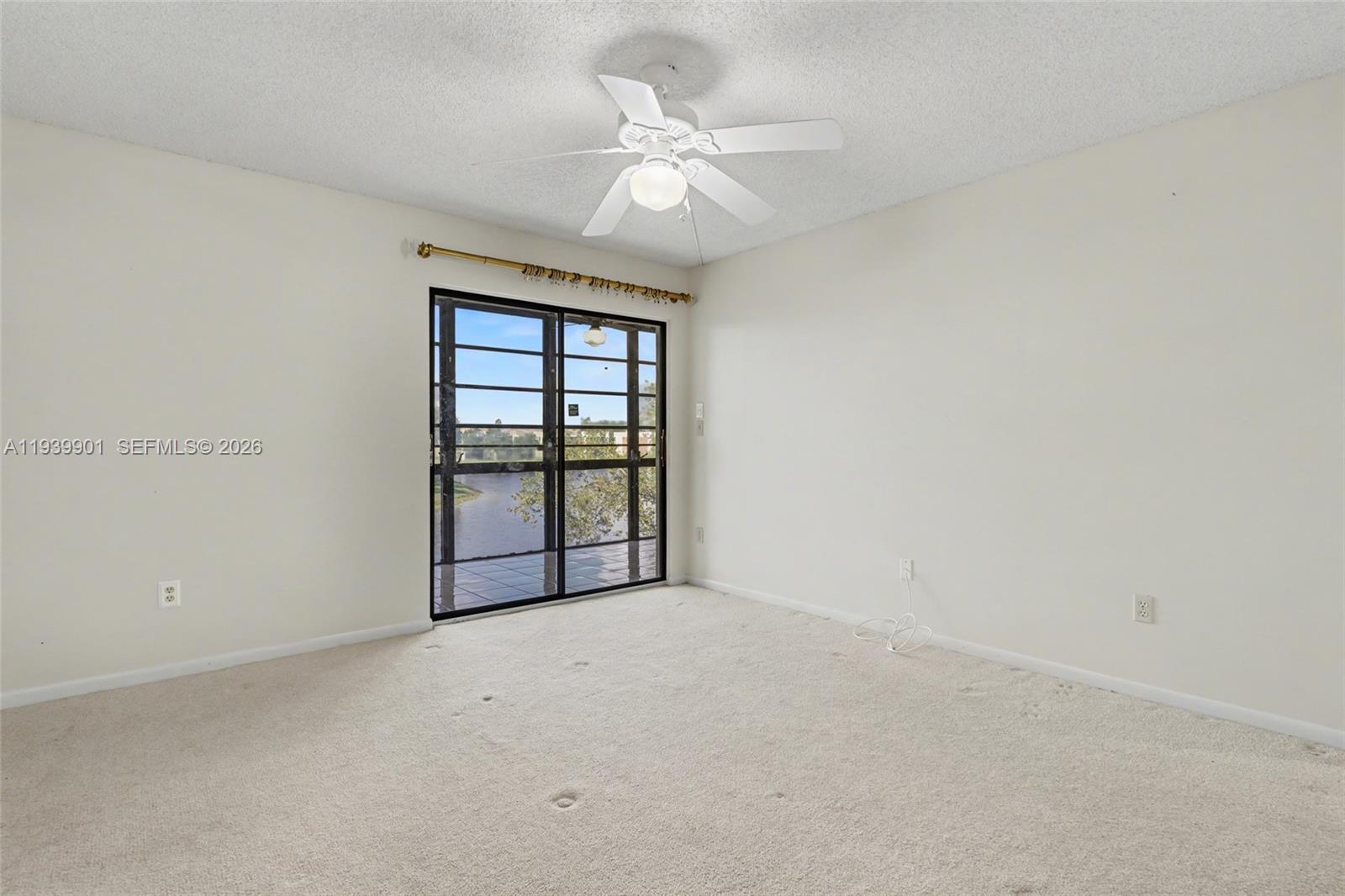 ASHMONT CONDOMINIUM G - Residential