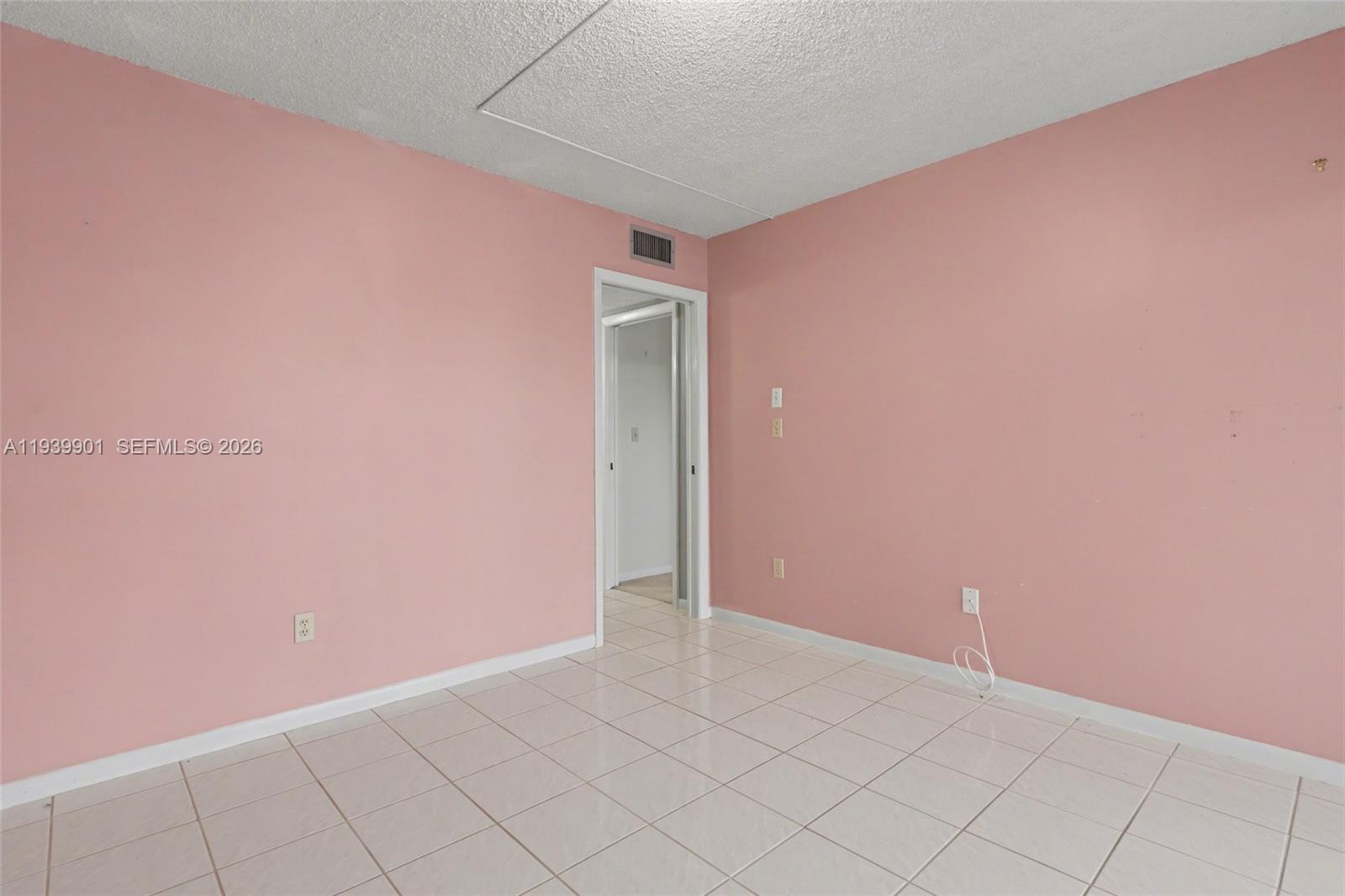 ASHMONT CONDOMINIUM G - Residential