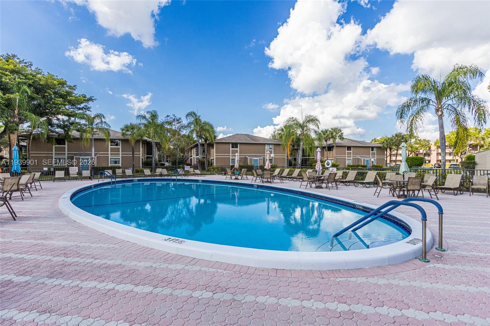 ASHMONT CONDOMINIUM G - Residential