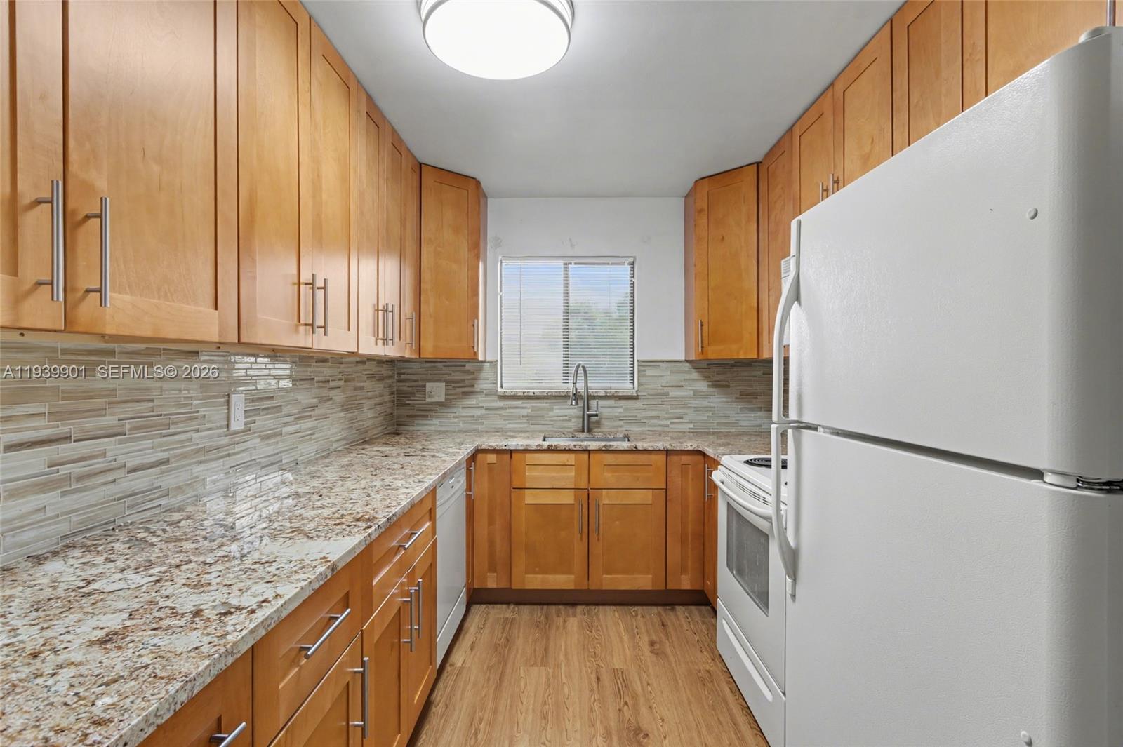 ASHMONT CONDOMINIUM G - Residential