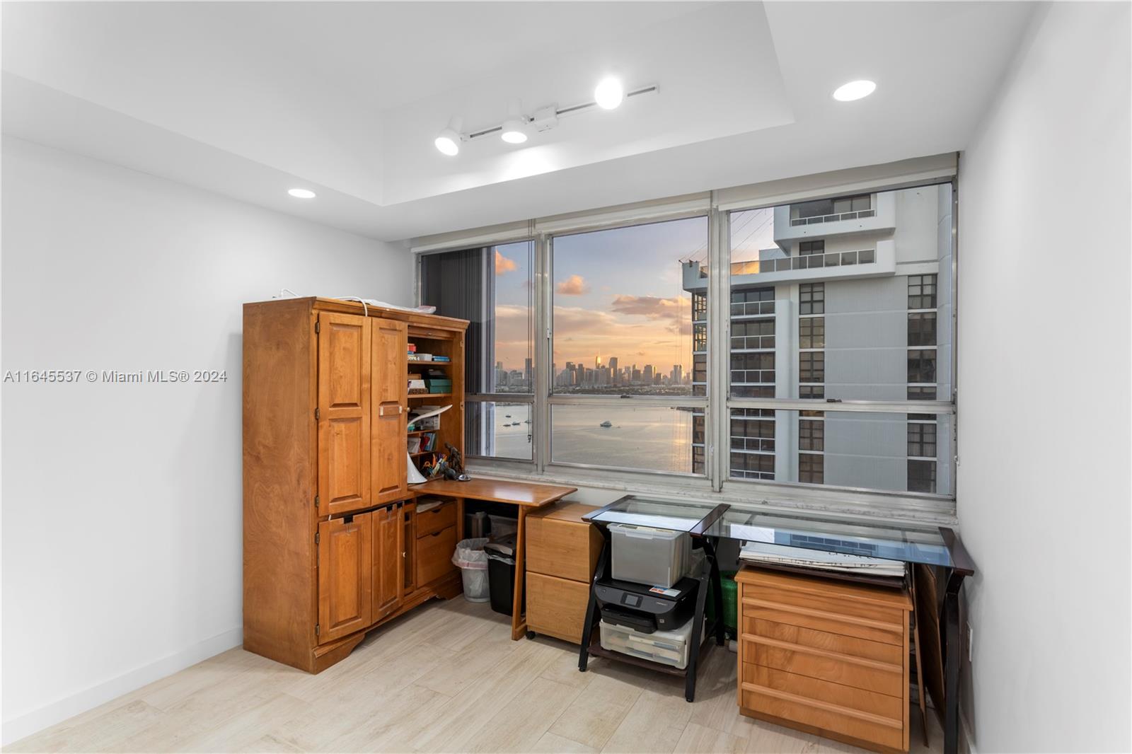 COSTA BRAVA CONDO - Residential