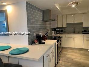 View photos, virtual tours, details... 6039 Collins Ave 1131