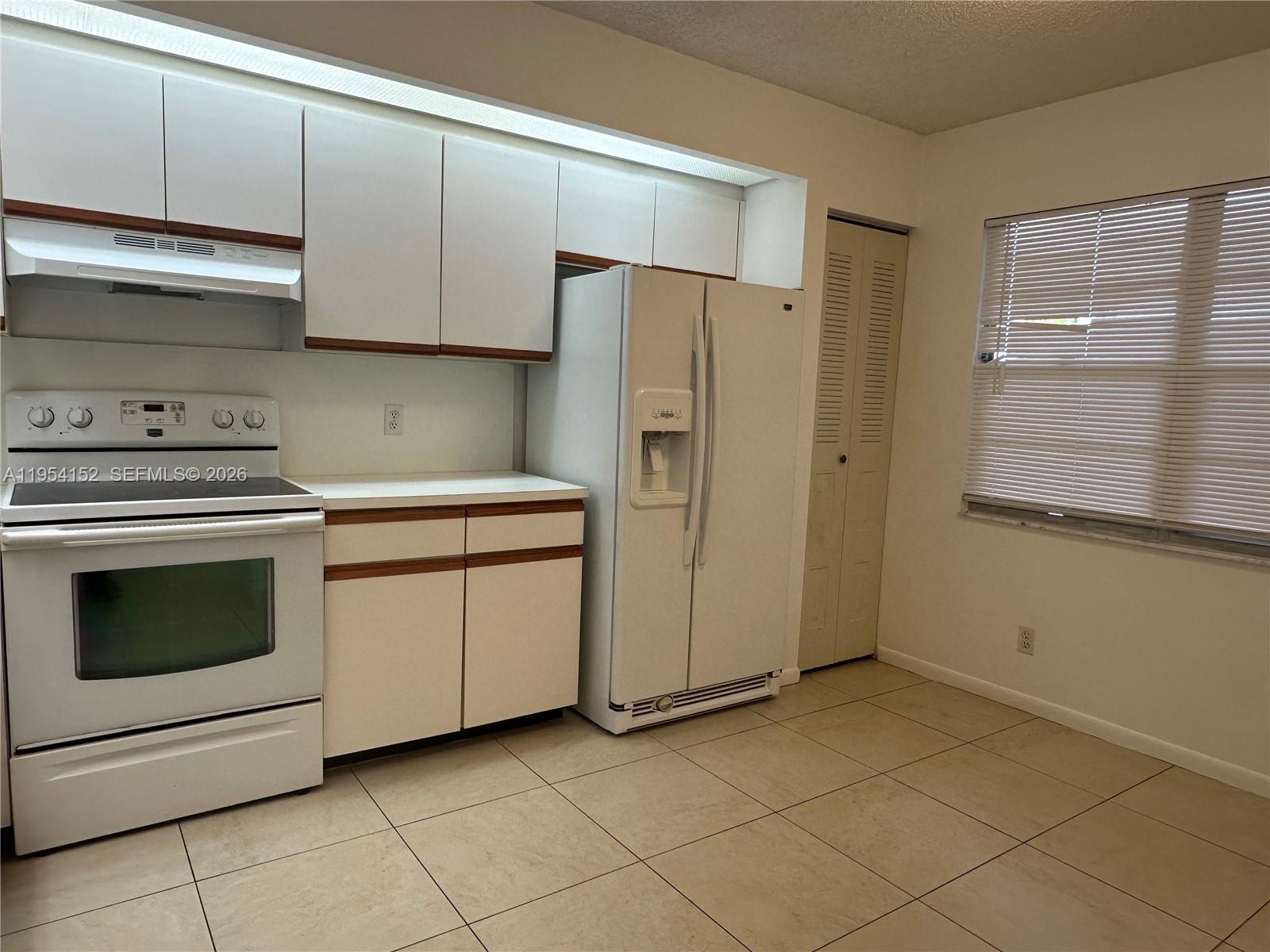 BUCKINGHAM EAST AT CENTUR - Residential Lease