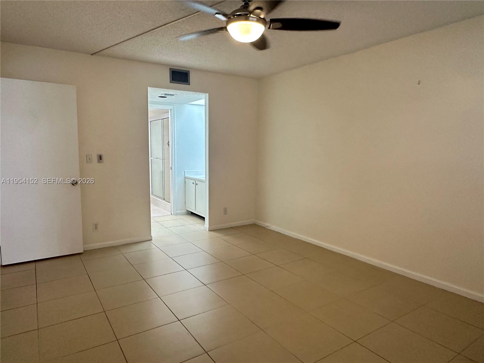 BUCKINGHAM EAST AT CENTUR - Residential Lease