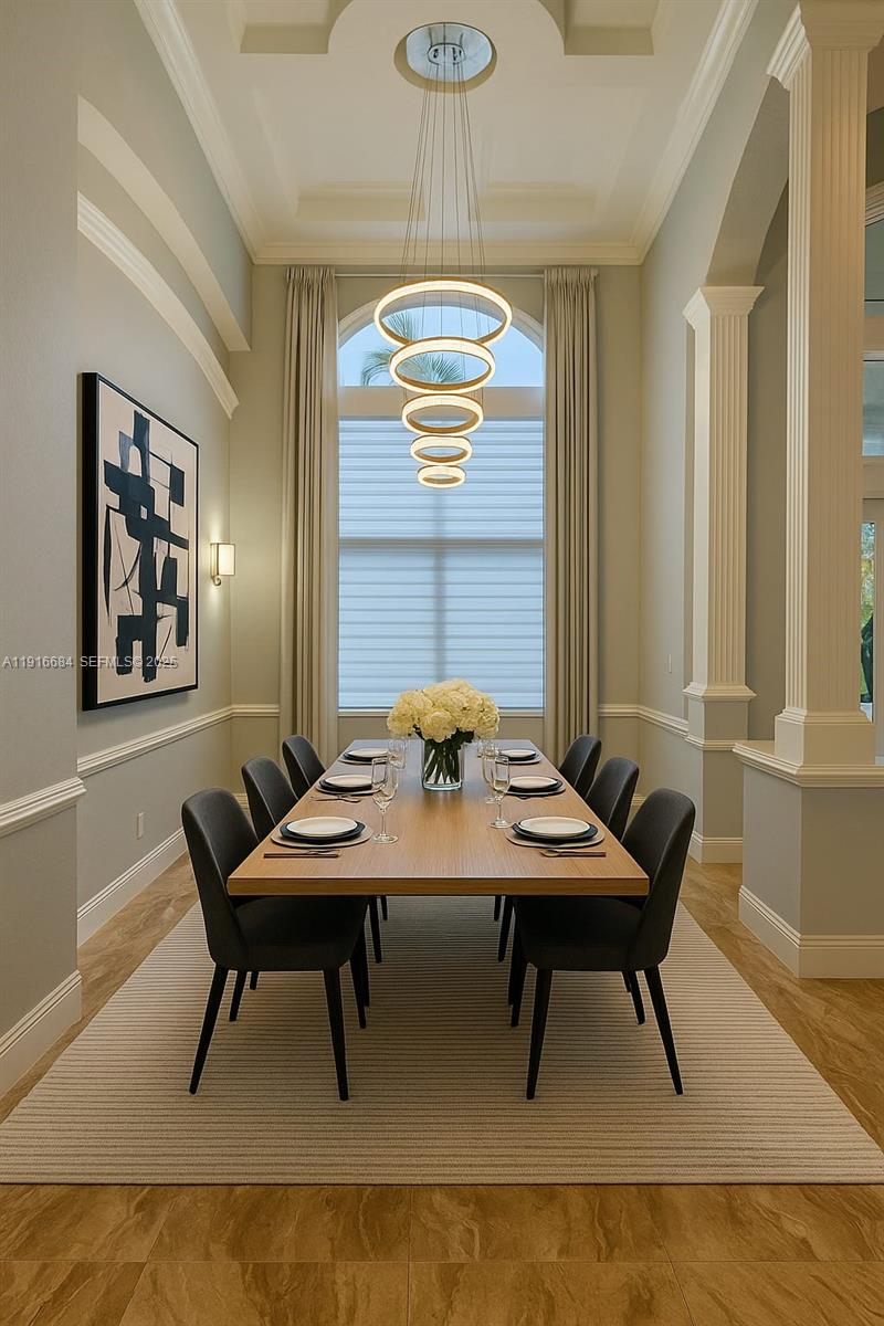 HOLLYWOOD GOLF ESTATES SE - Residential