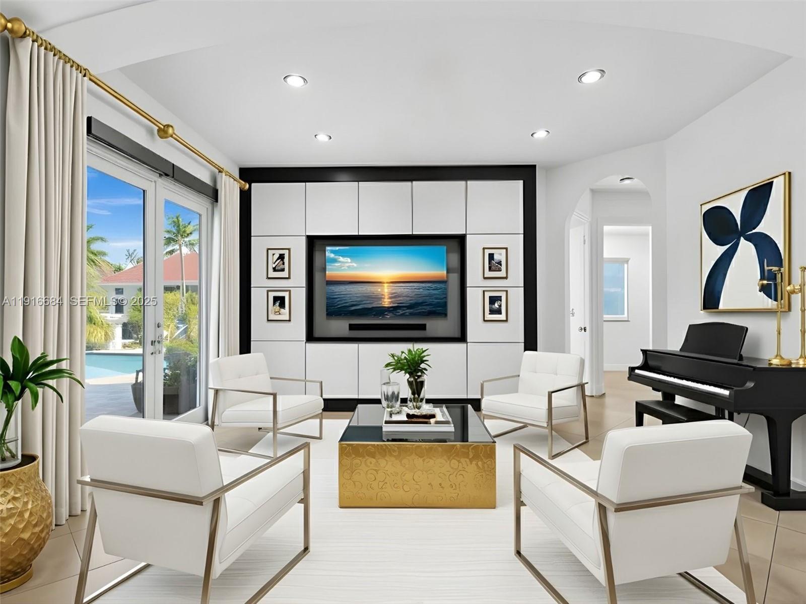 HOLLYWOOD GOLF ESTATES SE - Residential