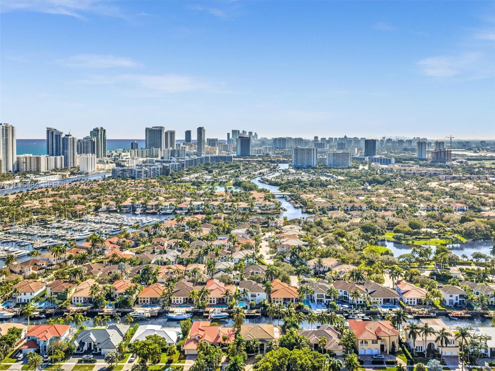 HOLLYWOOD GOLF ESTATES SE - Residential