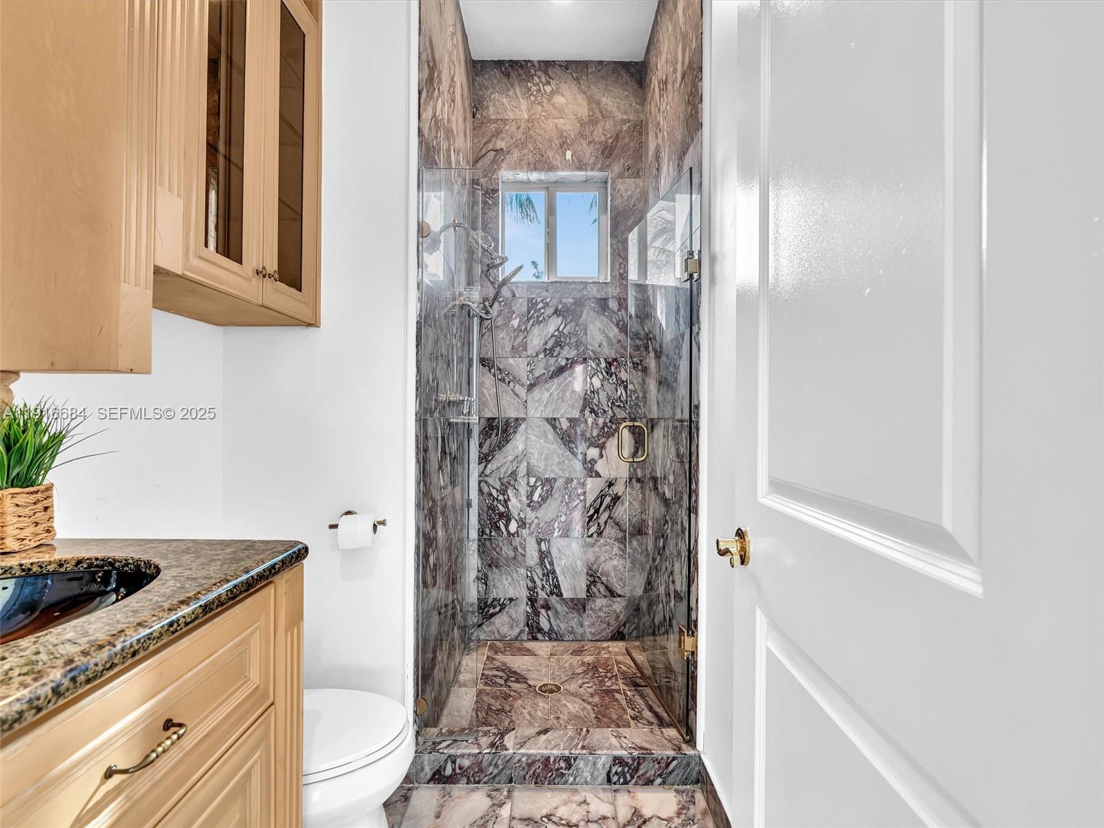 HOLLYWOOD GOLF ESTATES SE - Residential