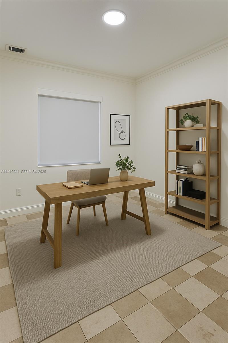 HOLLYWOOD GOLF ESTATES SE - Residential