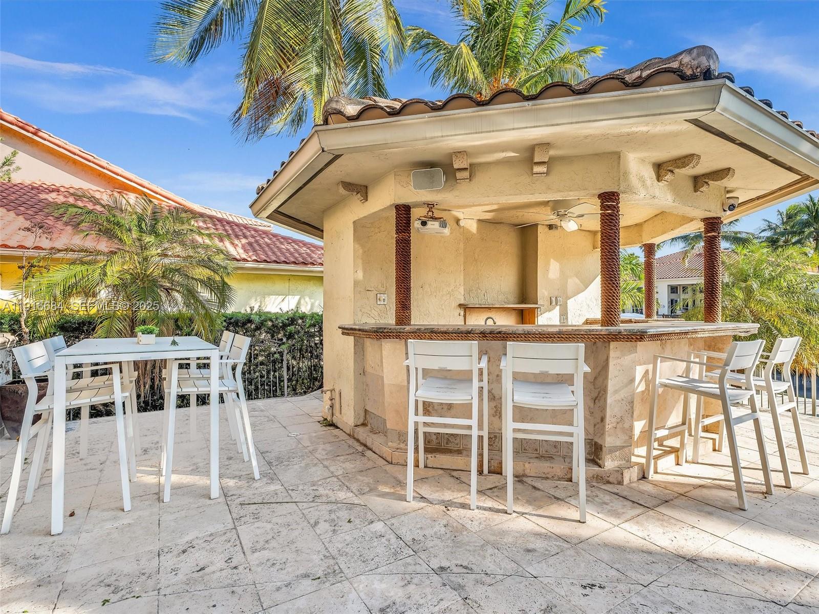 HOLLYWOOD GOLF ESTATES SE - Residential