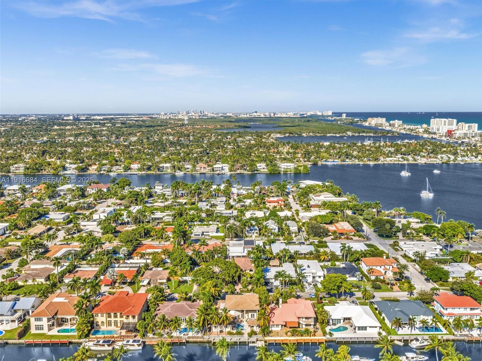 HOLLYWOOD GOLF ESTATES SE - Residential