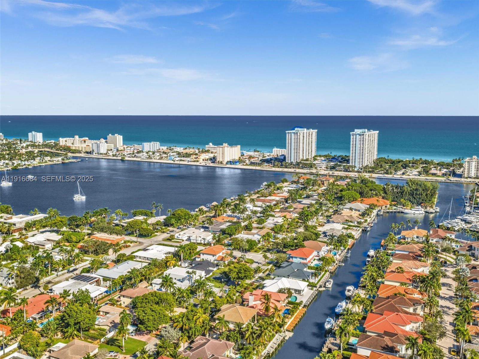 HOLLYWOOD GOLF ESTATES SE - Residential