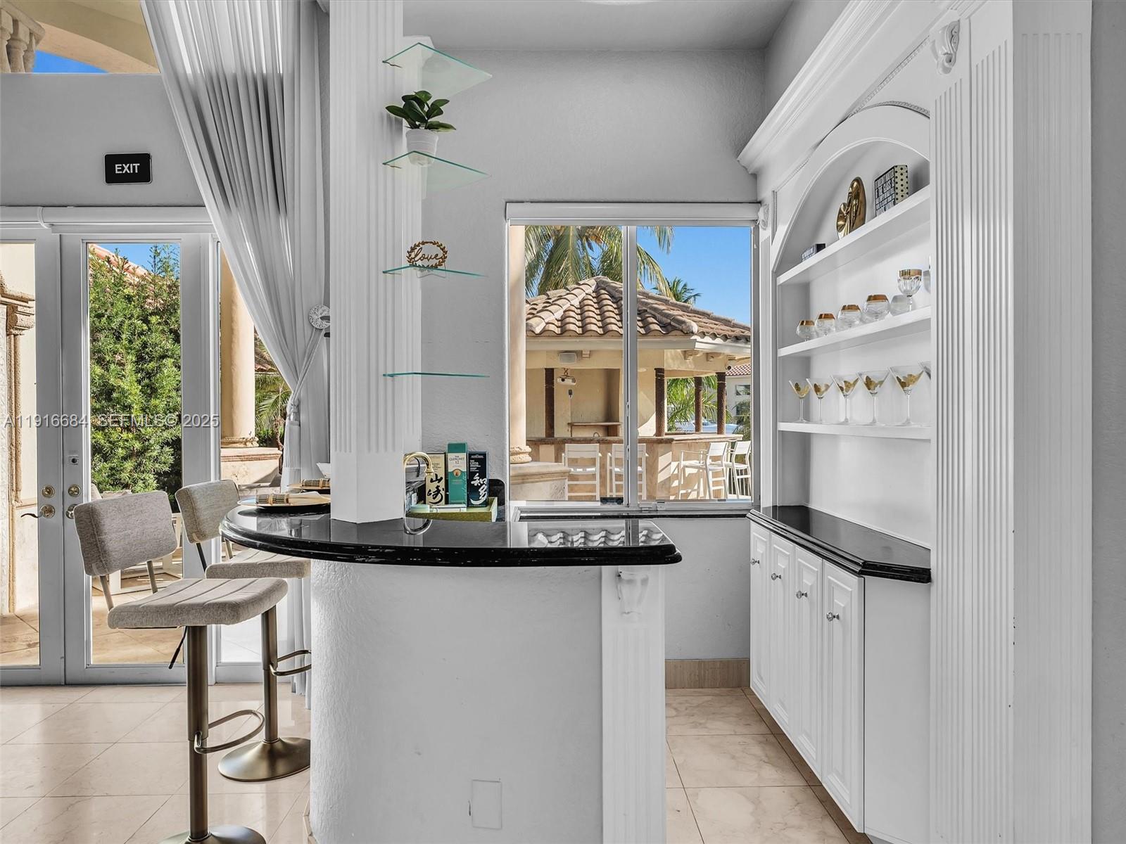 HOLLYWOOD GOLF ESTATES SE - Residential