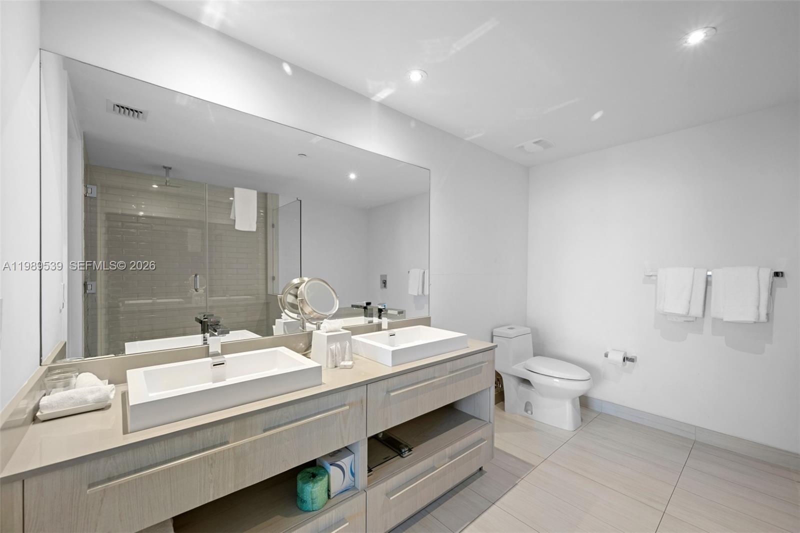 4010 SOUTH OCEAN CONDO - Residential