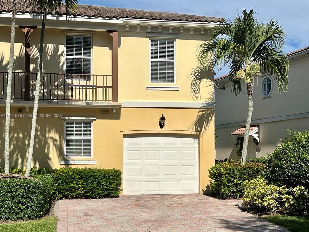 Photo of 152 Santa Barbara Way #152, Palm Beach Gardens, FL 33410 (MLS # A11401638)