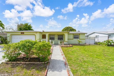 Tiny photo for 6534 NW 2nd St, Margate, FL 33063 (MLS # A12006053)