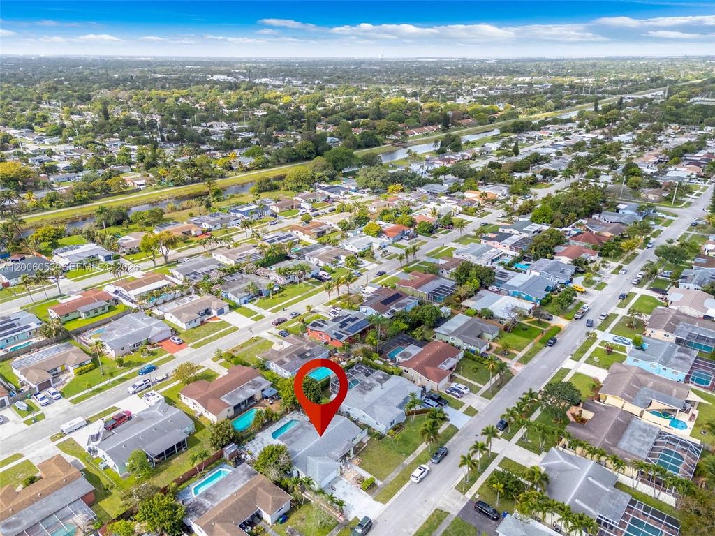 Photo of 6534 NW 2nd St, Margate, FL 33063 (MLS # A12006053)