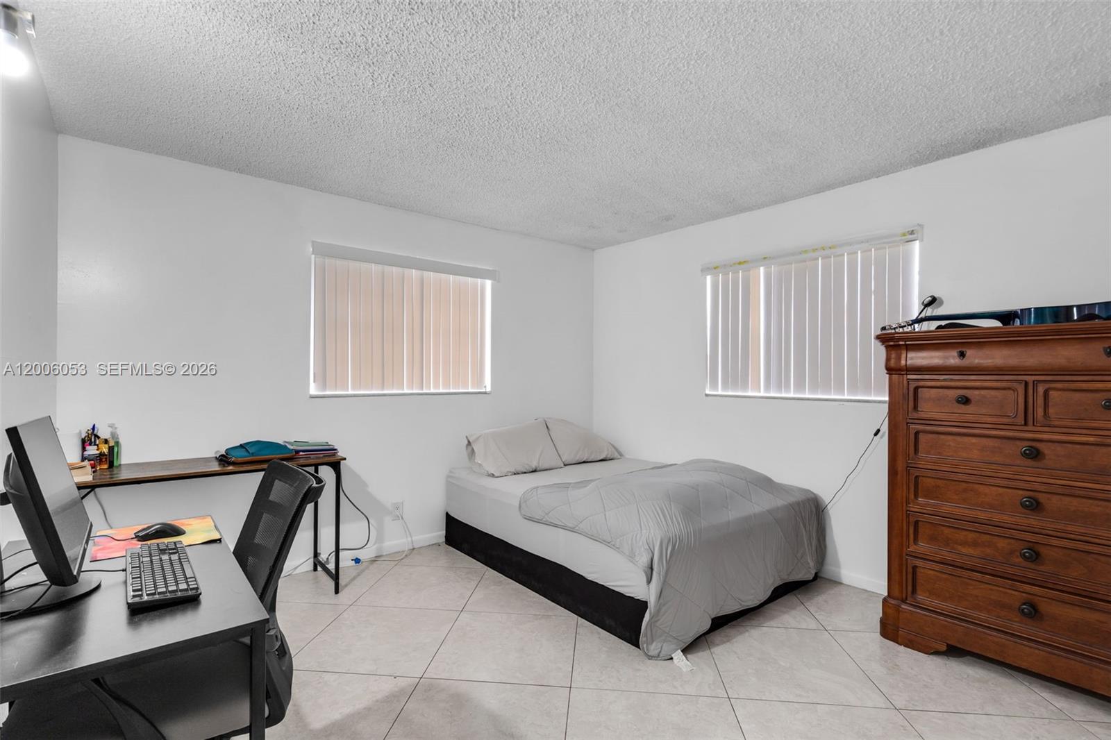 ORIOLE MARGATE SEC 1 - Residential